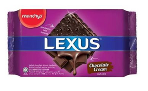 Munchy's Lexus - Salted chocolate sandwich biscuit  (190g)